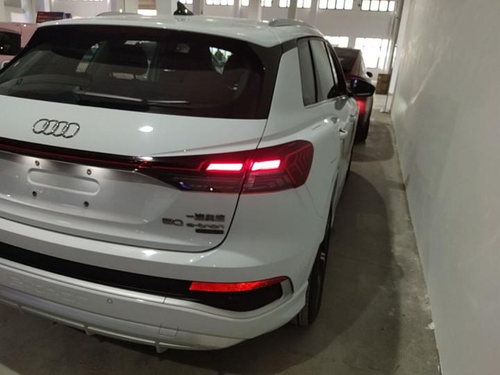 Q4 e-tron 2023 50 e-tron quattro photo 7
