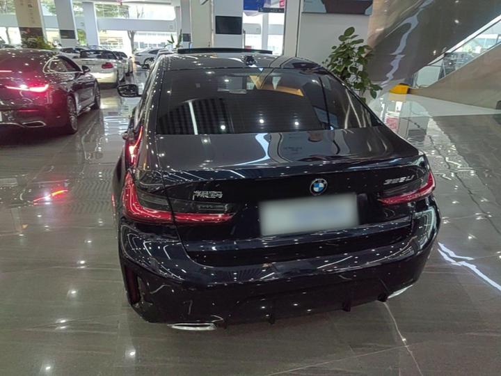 3 Series 2025 325Li M Sport Package photo 5