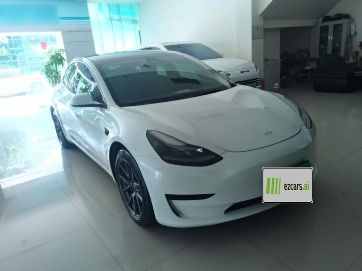Model 3 2022 RWD photo 5