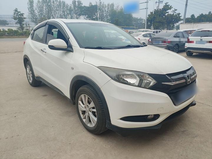 Vezel 2017 1.5L CVT RWD Comfort photo 3