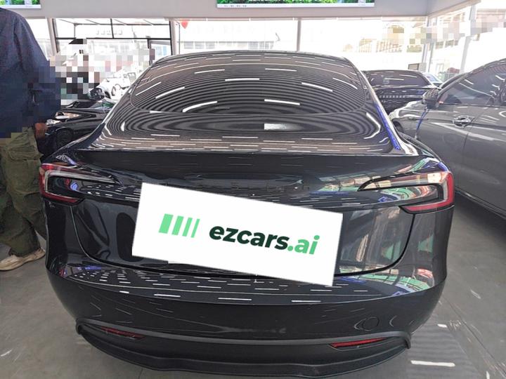 Model 3 2023 RWD photo 5