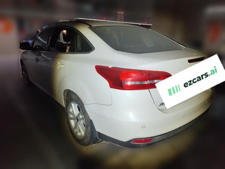 Focus 2015 Sedan 1.6L MT photo 4