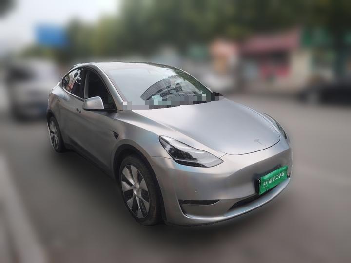 Model Y 2022 Long Range AWD photo 3