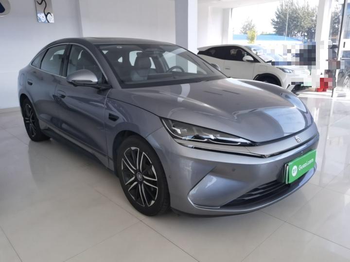 Qin L 2025 EV 545KM Excellence photo 3
