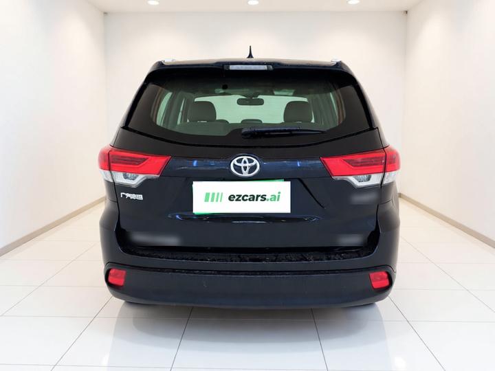 Highlander 2018 2.0T AWD Elite 7-Seater China V photo 5