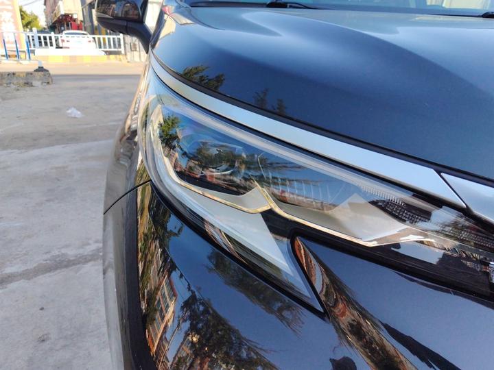 Granvia 2023 2.5L Hybrid Premium PLUS photo 7