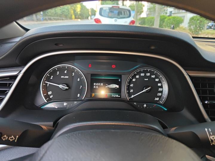 Excelle 2021 Facelift Classic 1.5L AT Elite photo 8