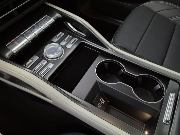 Nautilus 2023 2.0T AWD Hybrid photo 5