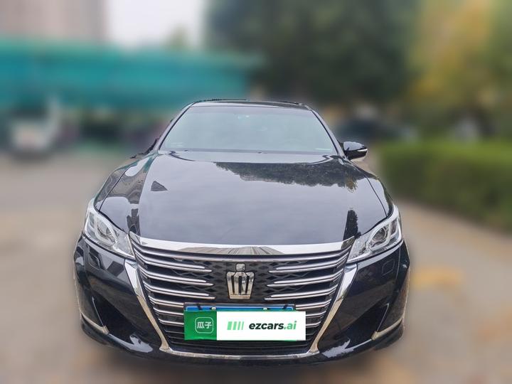 Crown 2017 2.0T Sport photo 2
