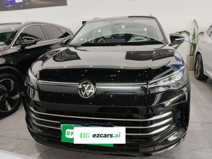 Tiguan L 2024 PRO 330TSI RWD photo 2