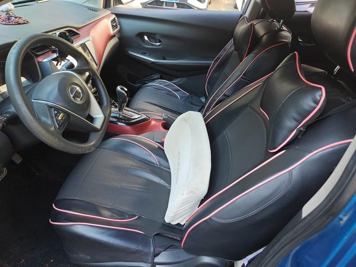 2016 1.6L CVT photo 7