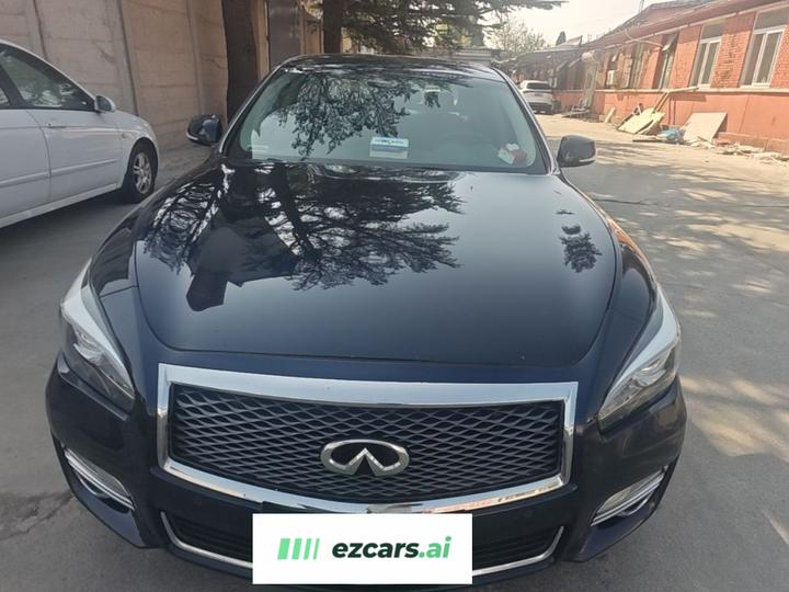 Q70 2013 Q70L 2.5L photo 2