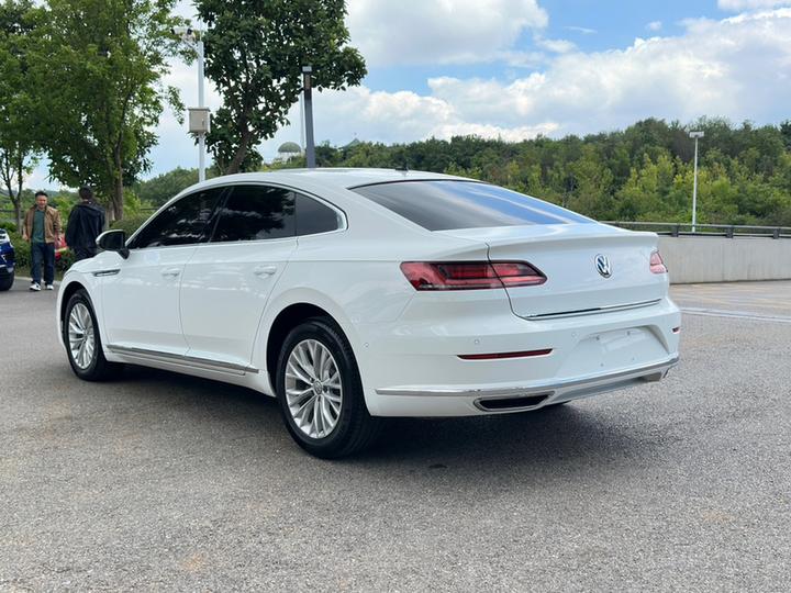 FAW-Volkswagen CC 2020 330TSI China VI photo 4