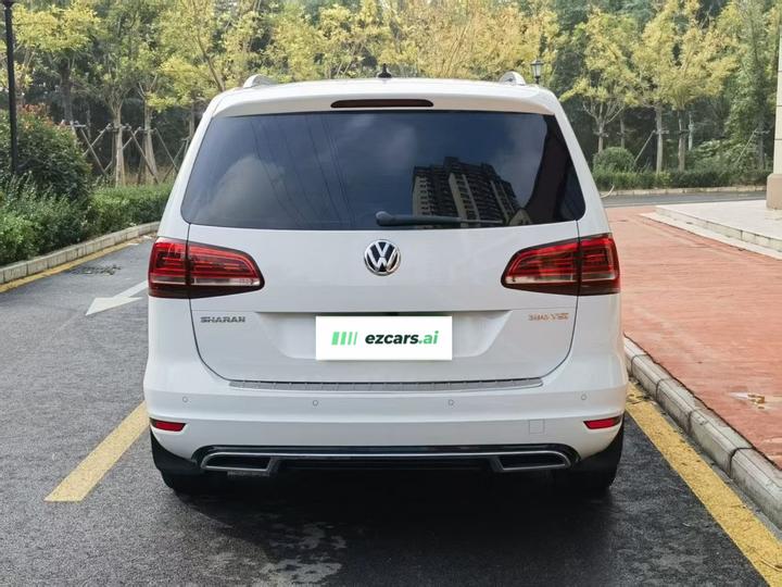 2018 380TSI 7-Seater photo 5
