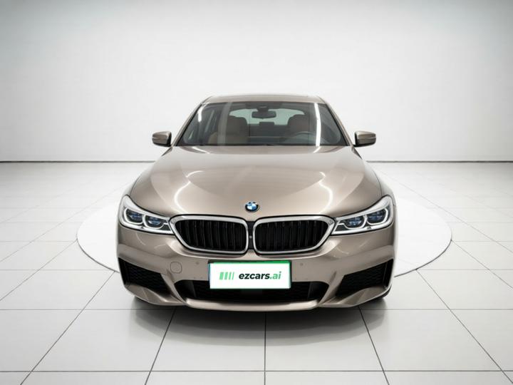 6 SeriesGT 2018 630i M Sport Package photo 2