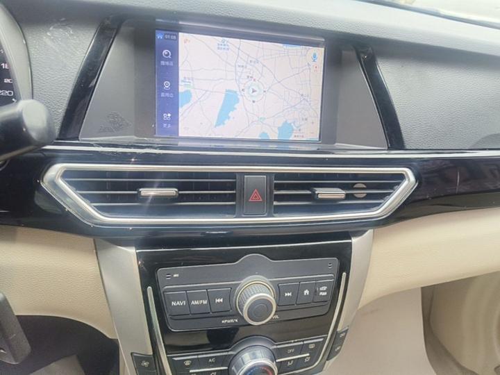 Domy X5 2017 Value 1.6L MT Comfort photo 8