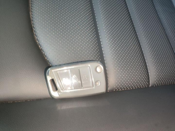 Tharu 2022 280TSI RWD Luxury photo 8