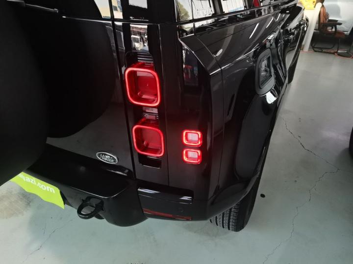 Defender 2024 110 3.0T P400 X-DYNAMIC HSE photo 7