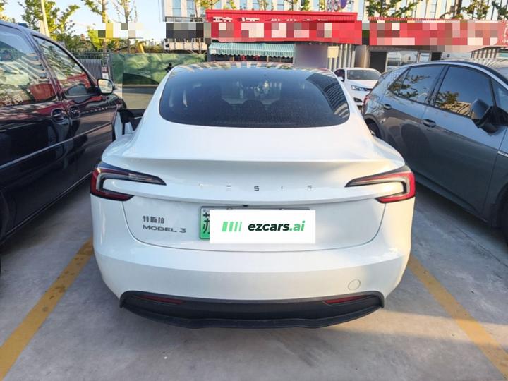 Model 3 2023 RWD photo 3