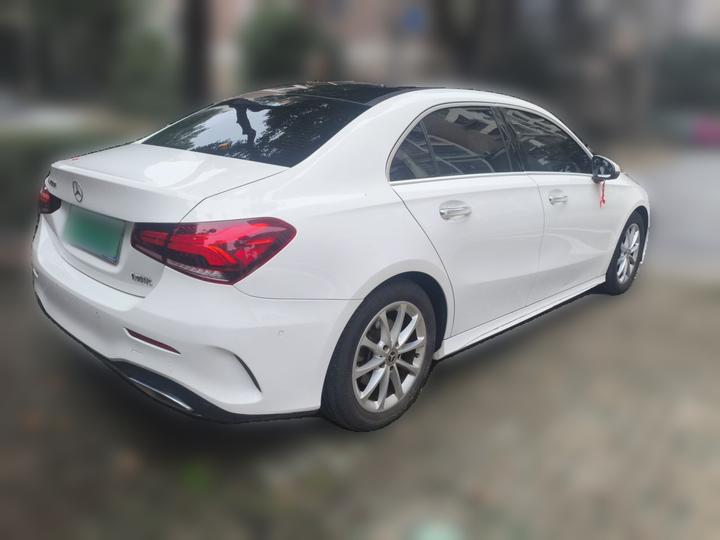 A-Class 2020 Facelift A 200 L Sport Dynamic photo 4