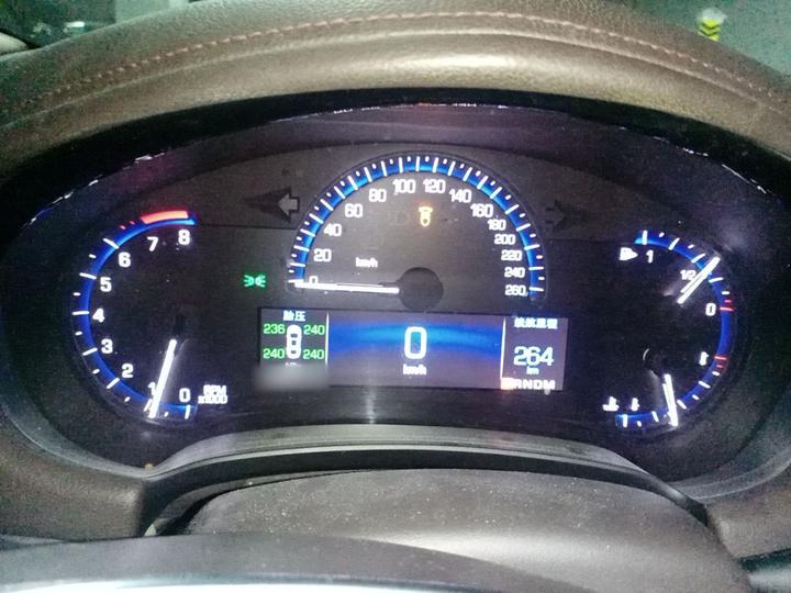 XTS 2014 28T Elite photo 4