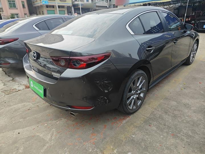 3 Axela 2020 2.0L AT photo 4