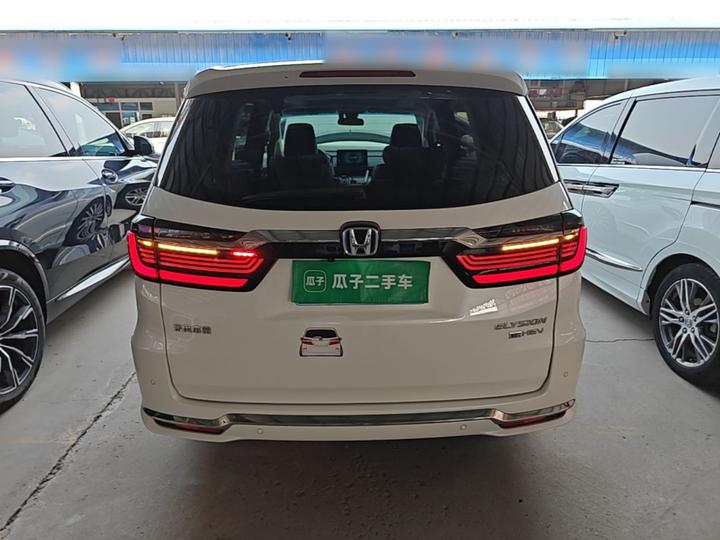 Elysion 2022 2.0L e:HEV Luxury photo 5
