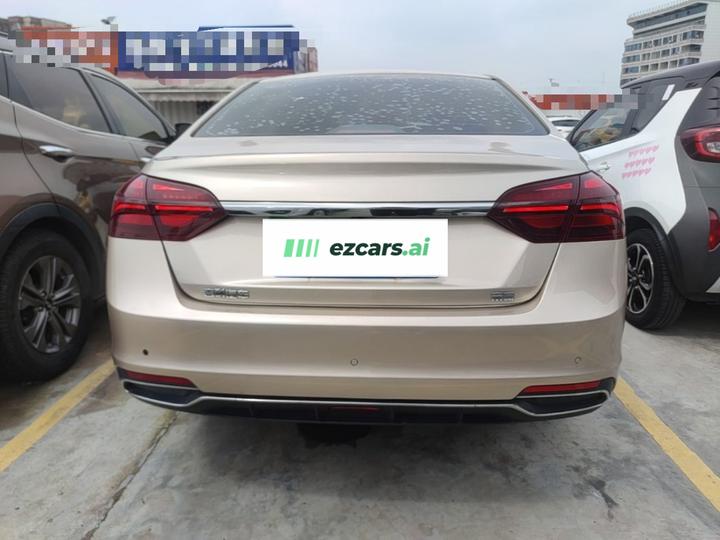 Emgrand 2019 1.5L MT Luxury China VI photo 3