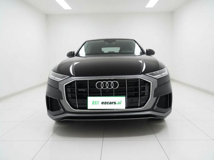 Q8 2021 55 TFSI Luxury Dynamic photo 2