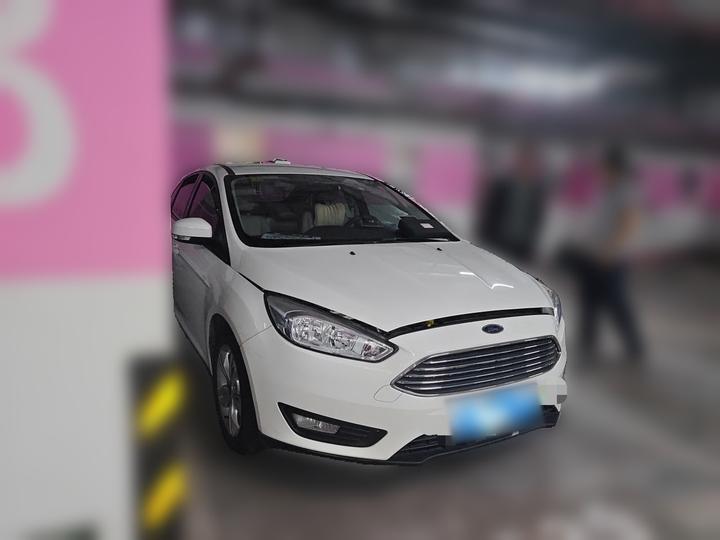 Focus 2015 Sedan 1.6L MT Comfort photo 3