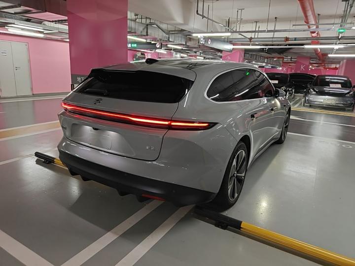 ET5T 2024 75kWh Touring photo 4