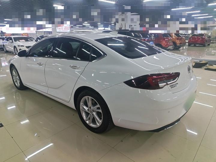 Regal 2020 552T Elite photo 4
