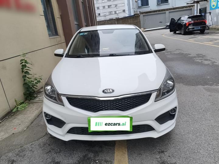K2 2017 Sedan 1.4L MT GLS photo 2