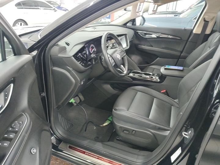 2023 Envision Plus 652T 5-Seater Luxury photo 3