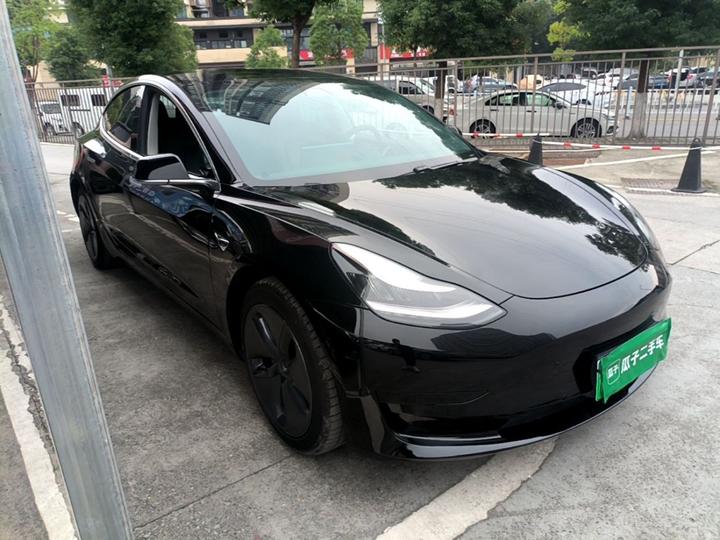 Model 3 2020 Standard Range RWD Upgraded photo 3