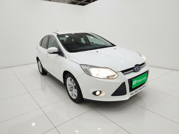 Focus 2012 Hatchback 1.6L AT Comfort photo 3