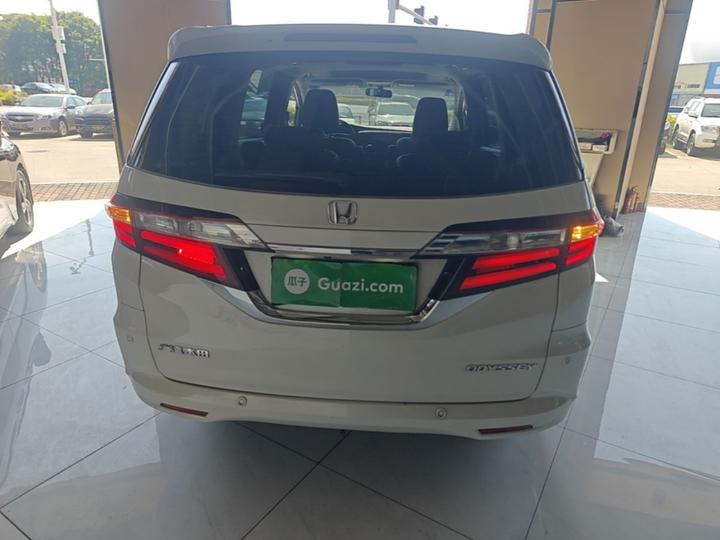 Odyssey 2018 2.4L Luxury photo 3