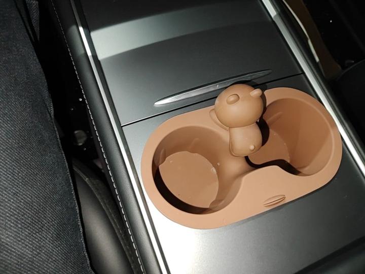 Model Y 2022 Facelift RWD photo 8