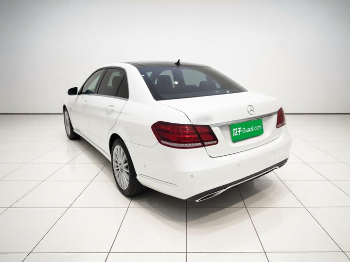E-Class 2015 E 200 L photo 4