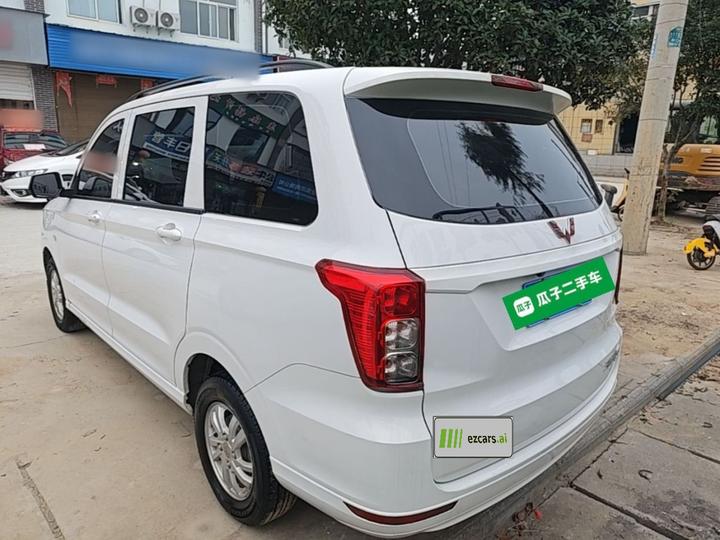 Wuling Hongguang 2019 1.5L S Standard China VI LAR photo 4