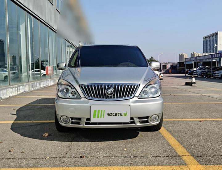 GL8 2014 2.4L Classic photo 2