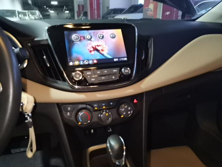Cruze 2022 320 AT Enjoy photo 8