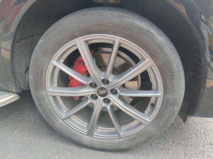 Q5L 2022 Facelift 40T Luxury Dynamic photo 8