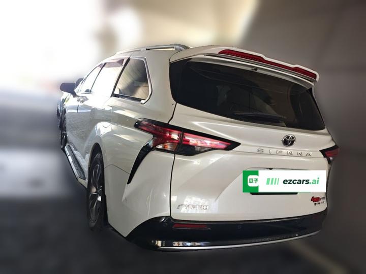 Sienna 2024 2.5L Hybrid AWD Premium photo 4