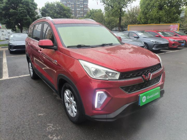 Wuling Hongguang S3 2018 1.5T MT Luxury China V photo 3