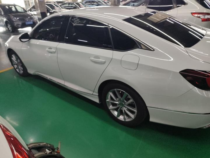 Accord 2022 260TURBO Luxury photo 4