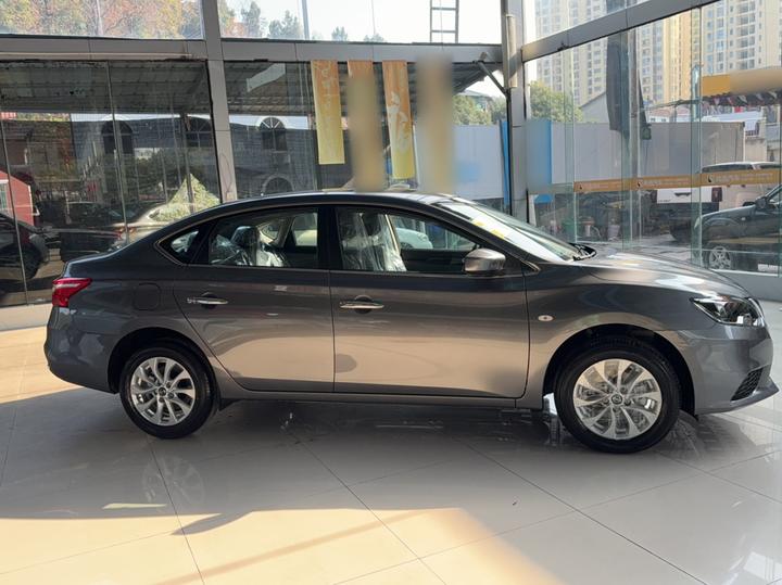Sylphy 2024 Facelift Classic 1.6XE CVT Comfort photo 3