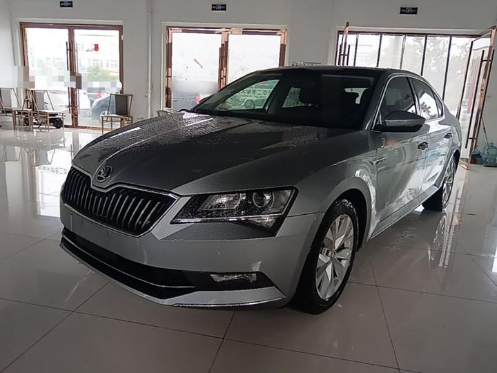 Superb 2018 TSI330 DSG Comfort China VI