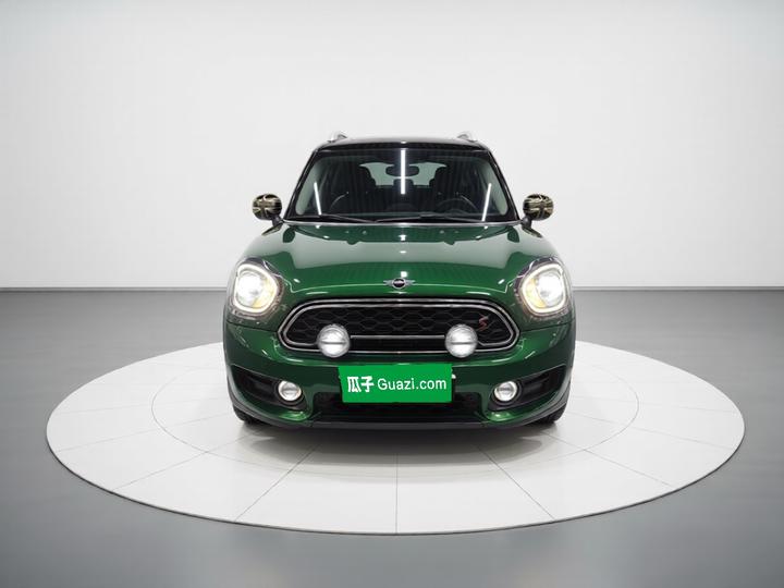 2019 2.0T COOPER S ALL4 photo 2