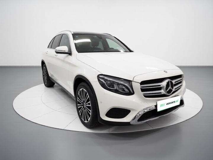 GLC 2018 GLC 200 4MATIC photo 3